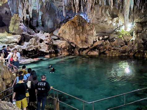  Hinagdanan Cave: En Mystisk Dold Grotta med Glimmerande Kristaller!