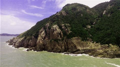 Yuhuan Island - En Pärla av Natur och Kultur vid Kusten!