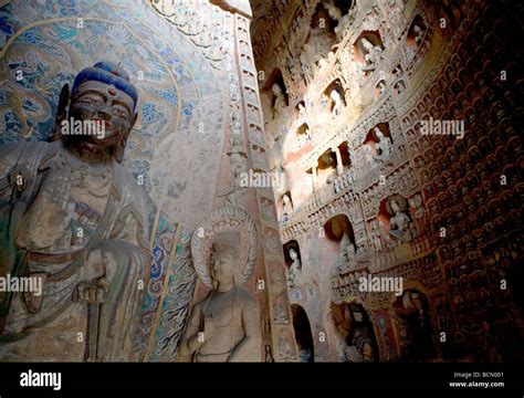 Yungang Grottoes, En mäktig hyllning till Buddhas lära i bergets djup!